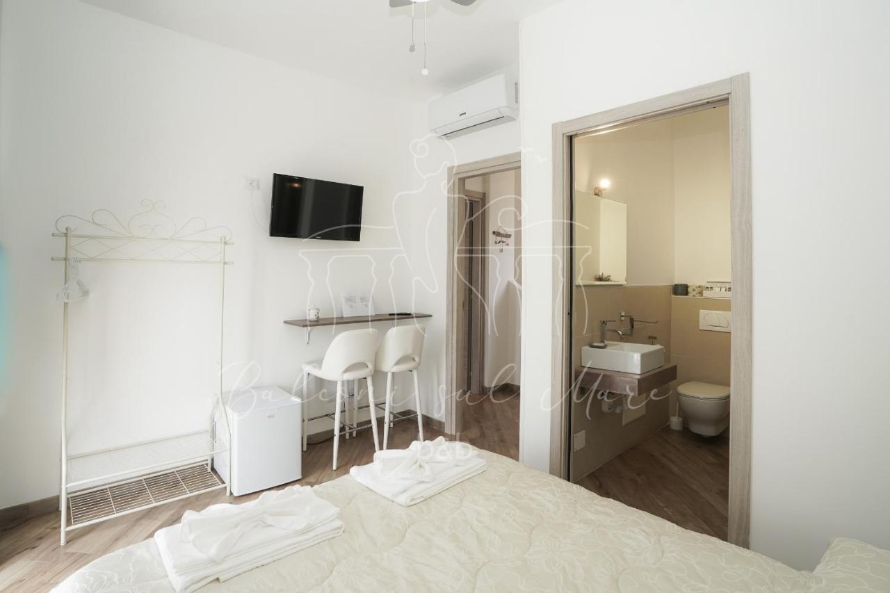 オートラント Balconi Sul Mare Bed & Breakfast エクステリア 写真
